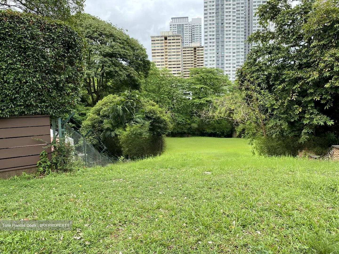 Holland Rise (D10), Land #455161631